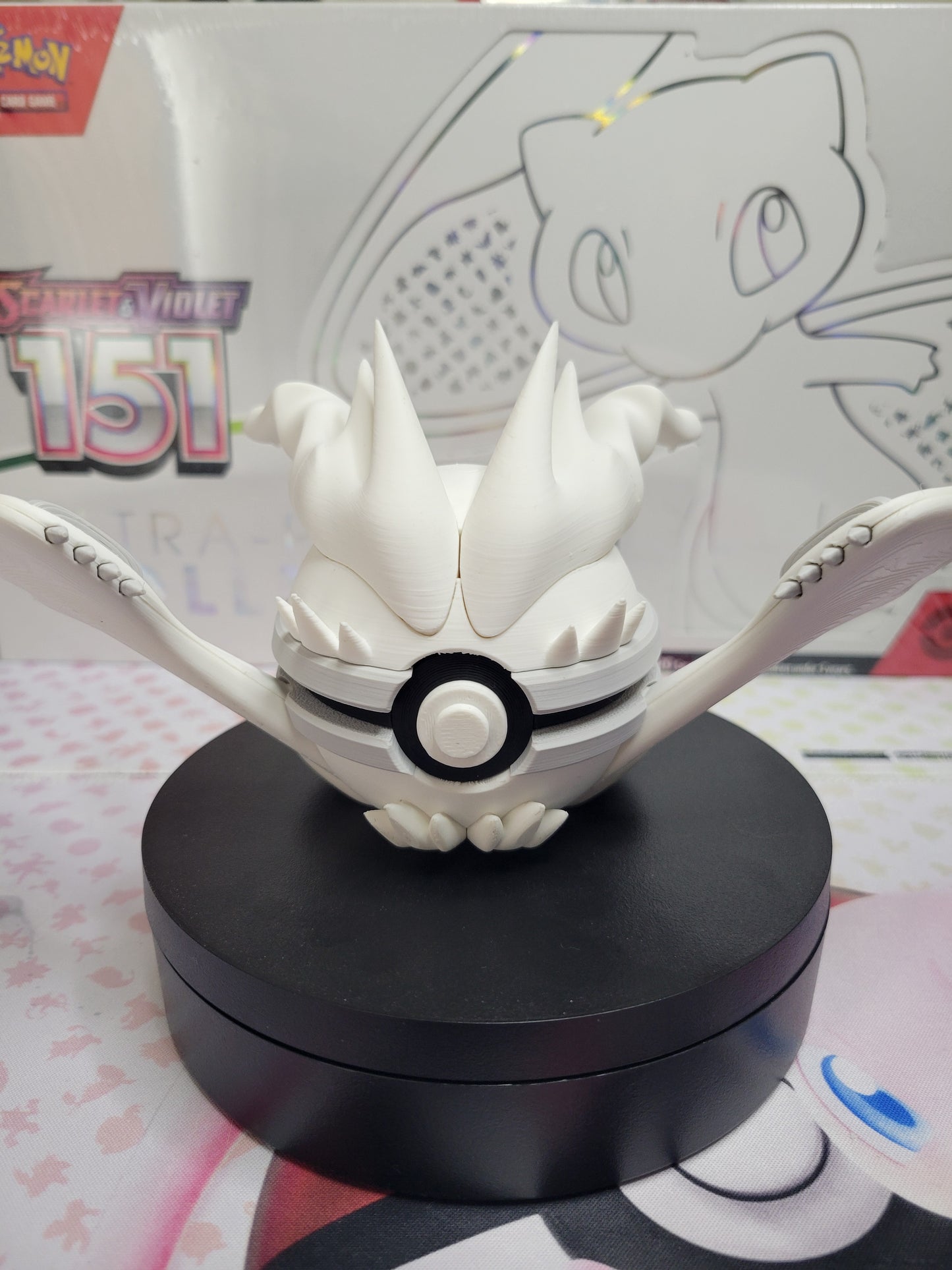 0643 - Reshiram Inspired 3D Printed Themed Monster Ball