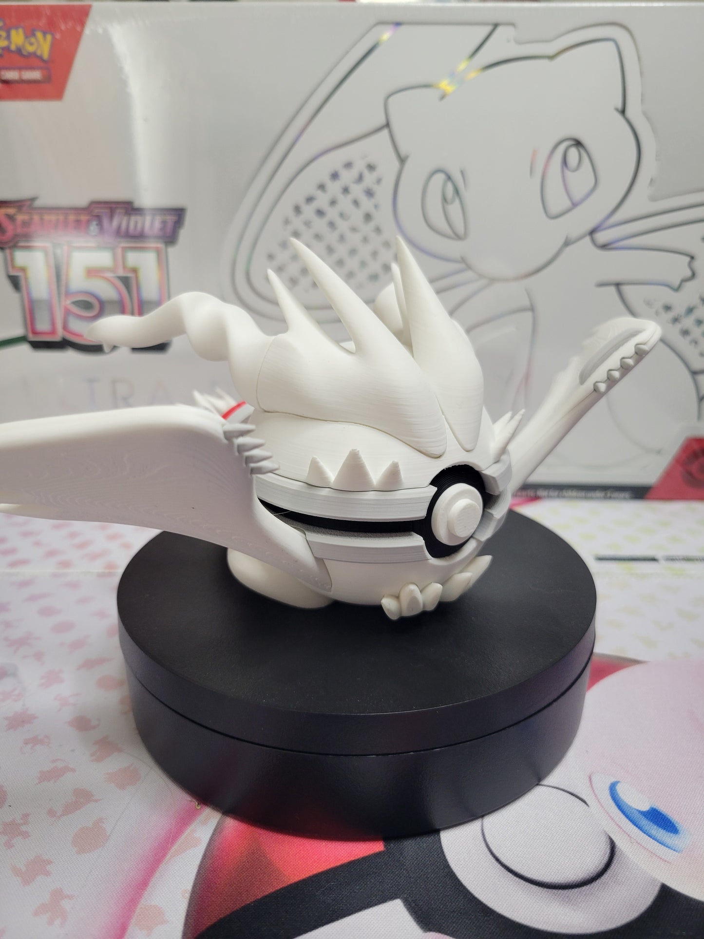 0643 - Reshiram Inspired 3D Printed Themed Monster Ball